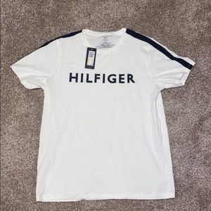 Men’s Medium Tommy Hilfiger Shirt NWT